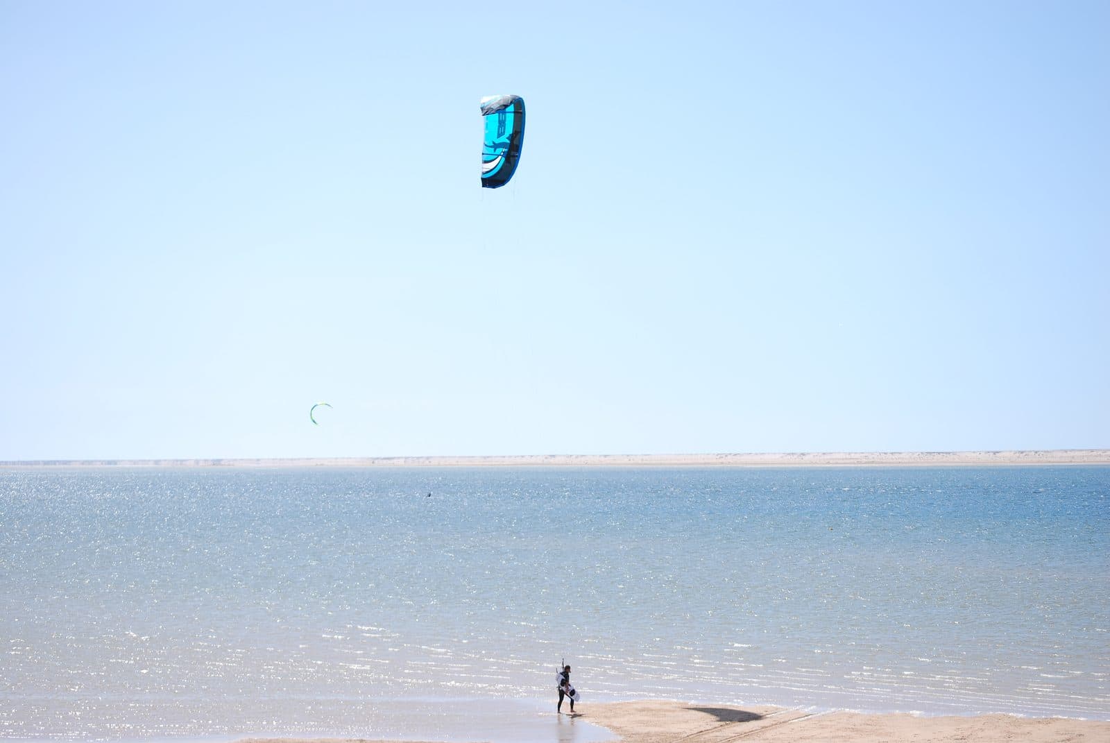 Kitesurfing in Dakhla for Beginners: Your First Week